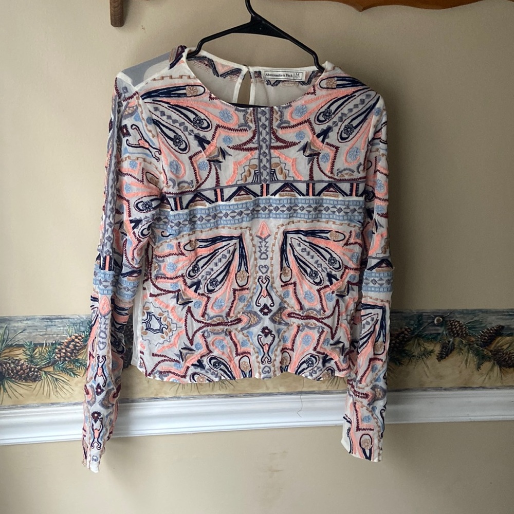 Abercrombie & Fitch shirt, size M